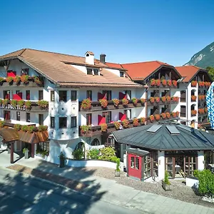 Zugspitze Hotel
