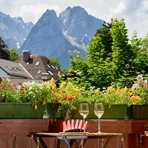 Apartment Fantastic Mountains, Garmisch-Partenkirchen